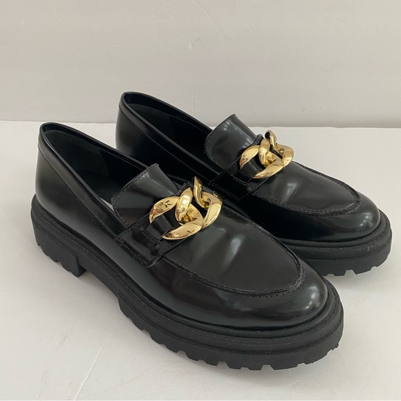 Steve Madden Makira Black Chunky Loafers with Gold Chain Size 8.5 - Picture 3 of 9